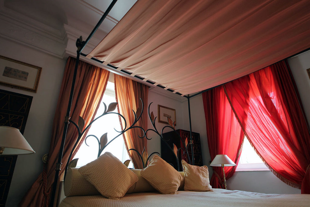 The canopy in our Saint Isidoro suite bedroom