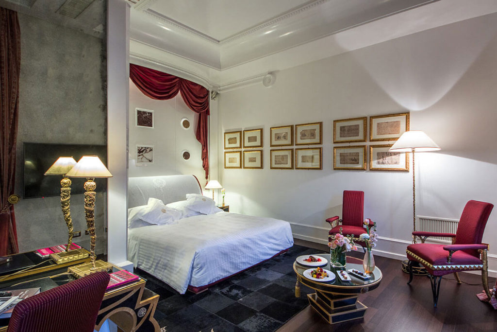 Via Veneto Suite - Bedroom
