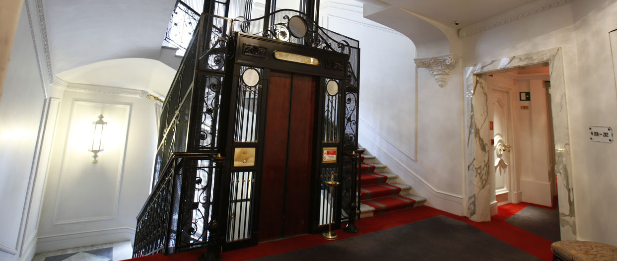 Hotel Majestic Roma 07.jpg